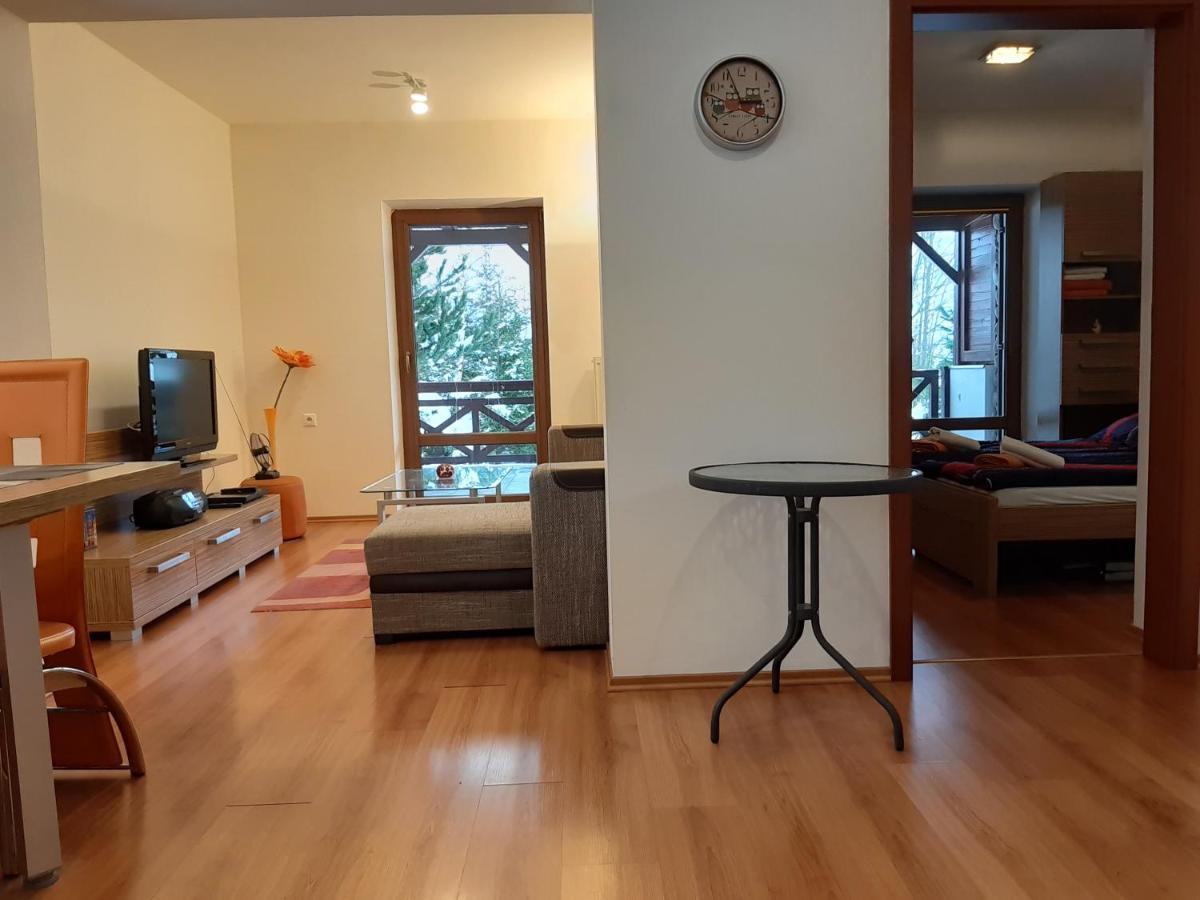 Apartman Draci Stit Apartment วิสโซเค ดาตรี ภายนอก รูปภาพ